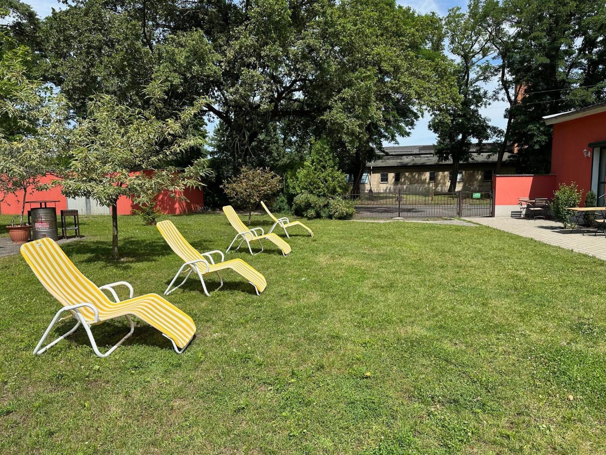 Bed & Breakfast Am Waldguertel فورست المظهر الخارجي الصورة